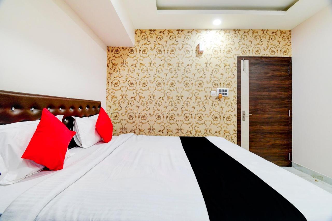Collection O 73981 Imperial Inn Guwahati Luaran gambar